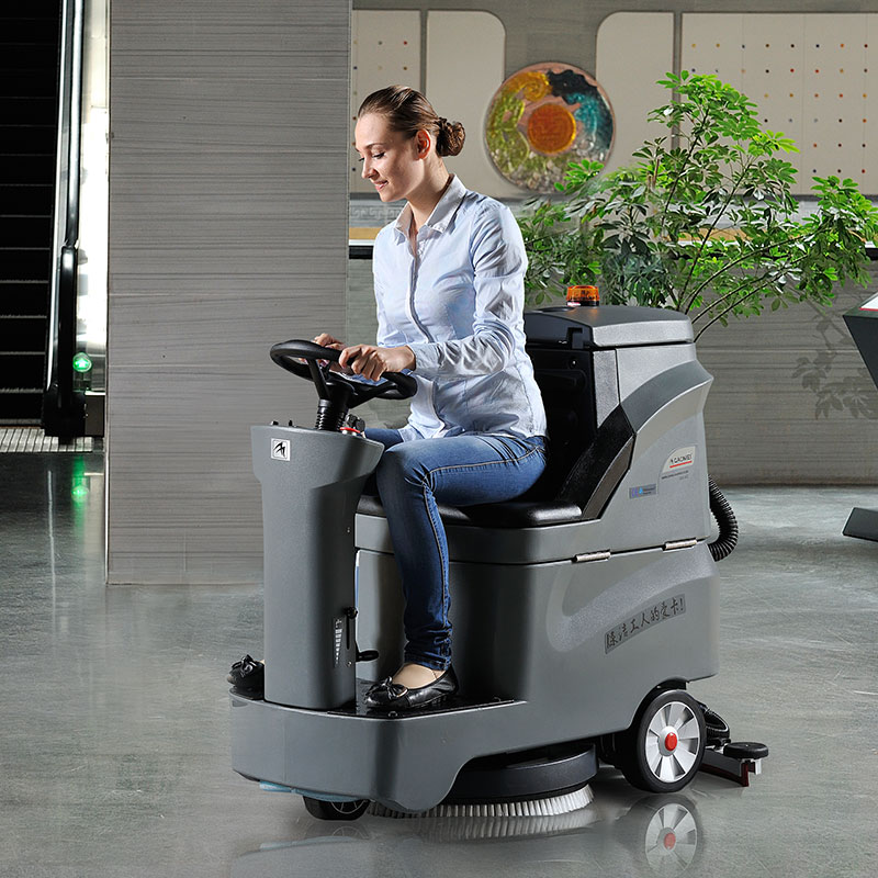驾驶式洗地机的用户遍布各行各业